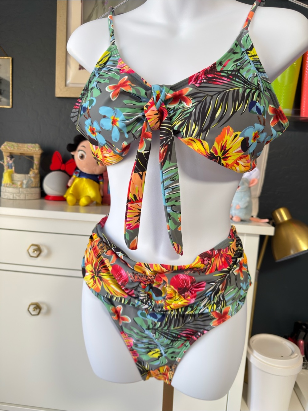 Cupshe Gray Tropical Floral Tie-Front Bikini Set